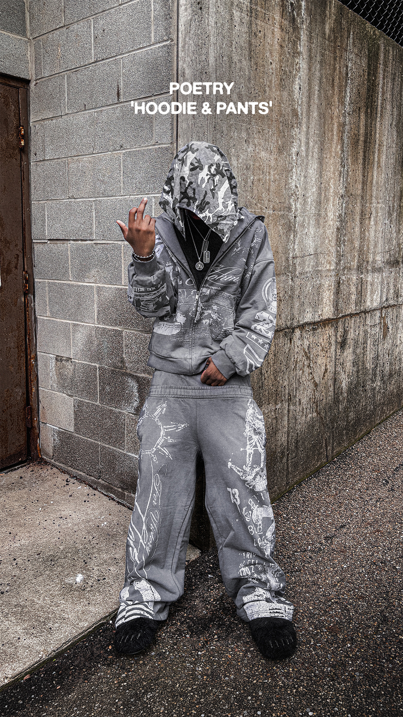 POETRY - HOODIE